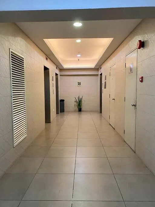 Spacious 3R,2R,Studio 5Min Walk To Time Square,Lalaport, Pool,Gym,Wifi Lägenhet Kuala Lumpur 0*,